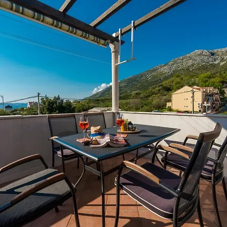 Apartment Miljas